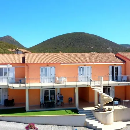 Aparthotel Residence gli Ulivi SantʼAnna Arresi